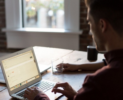 protéger son audition pendant le télétravail