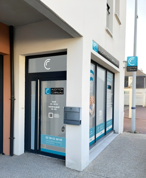 DevantureducentreAuditionCornuauàOrmes